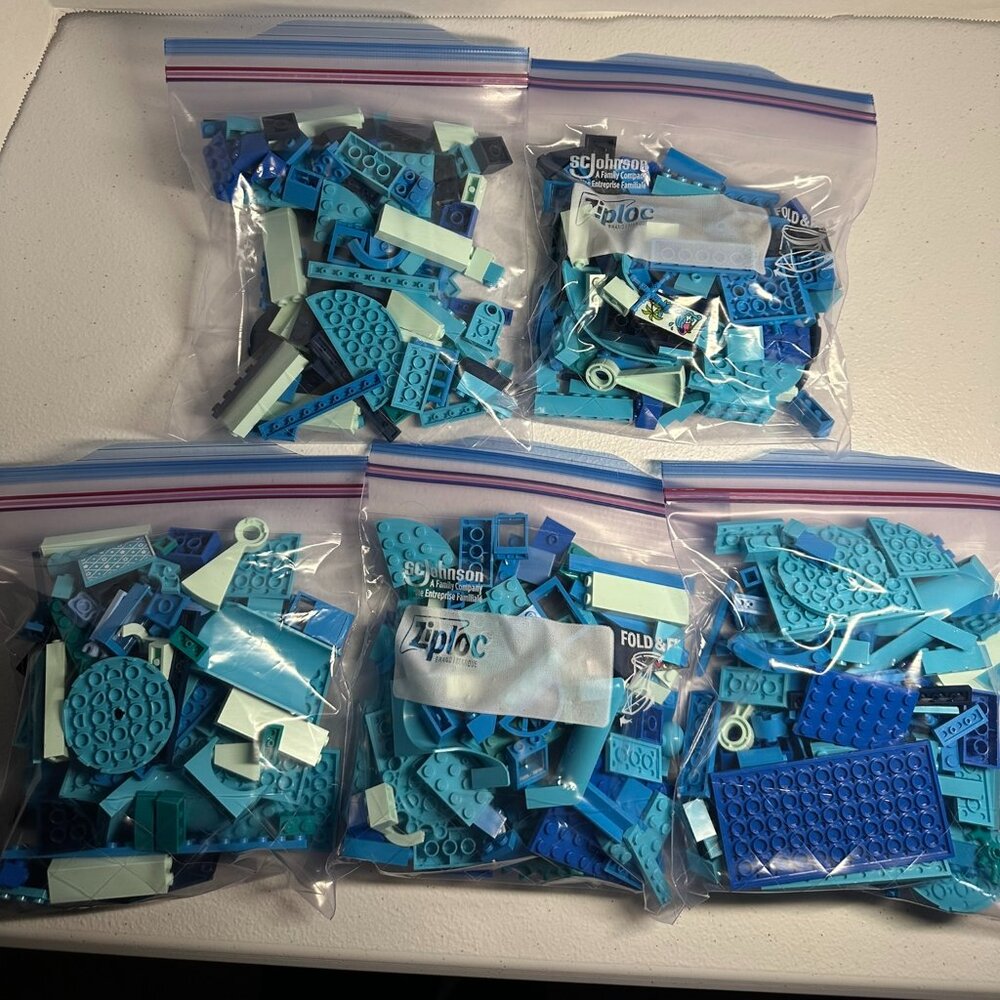 Genuine LEGO Bulk Lot - Bag of 100 Blue Pcs Various Szes & Shapes-No Mini Figs
